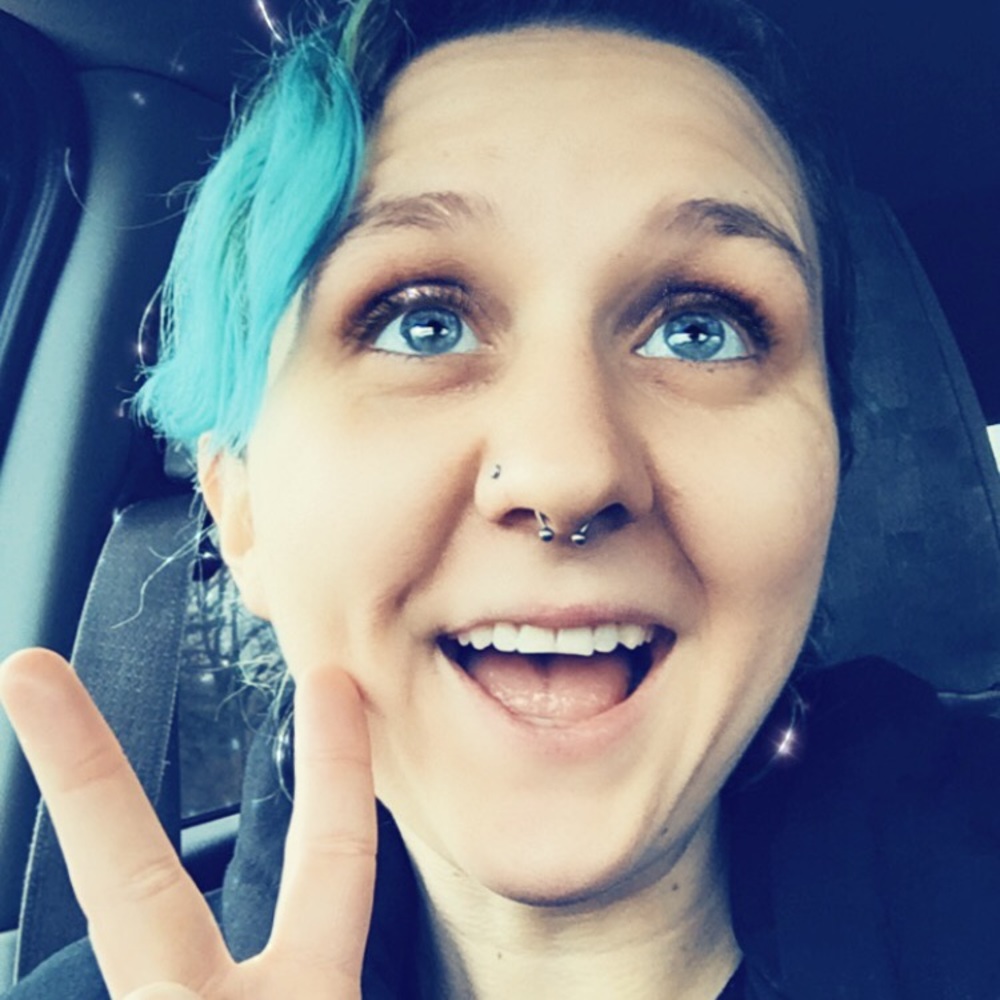 Meet your Posher, Emilie